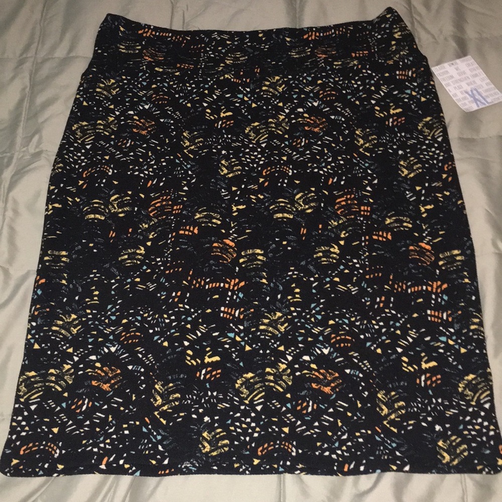NWT Lularoe Cassie Pencil Skirt XL 18/20